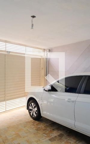 Casa à venda com 282m², 4 quartos e 2 vagasGaragem