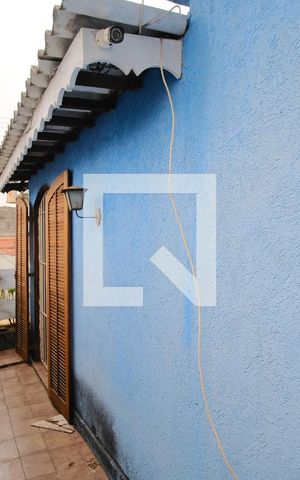 Casa à venda com 282m², 4 quartos e 2 vagasSacada do Quarto 2