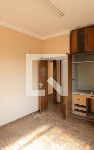 Casa à venda com 480m², 6 quartos e 2 vagas Casa à venda com 480m², 6 quartos e 2 vagasQuarto Suíte - Casa 1