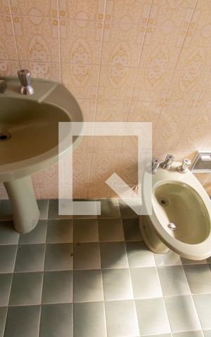 Casa à venda com 480m², 6 quartos e 2 vagas Casa à venda com 480m², 6 quartos e 2 vagasBanheiro Suite - Casa 1