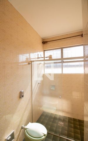 Casa à venda com 480m², 6 quartos e 2 vagas Casa à venda com 480m², 6 quartos e 2 vagasBanheiro Suite - Casa 1