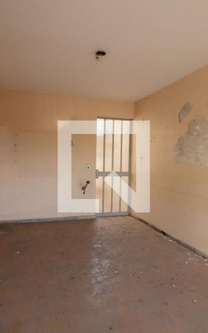 Casa à venda com 480m², 6 quartos e 2 vagas Casa à venda com 480m², 6 quartos e 2 vagasGaragem - Casa 1