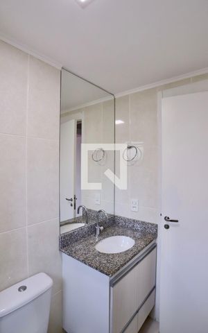 Apartamento à venda com 95m², 3 quartos e 2 vagas Apartamento à venda com 95m², 3 quartos e 2 vagasBanheiro