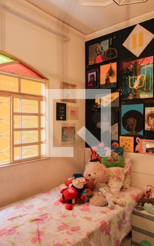 Casa à venda com 400m², 3 quartos e 6 vagas Casa à venda com 400m², 3 quartos e 6 vagasSuíte 2