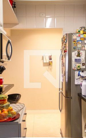 Apartamento à venda com 76m², 2 quartos e 2 vagas Apartamento à venda com 76m², 2 quartos e 2 vagasCozinha