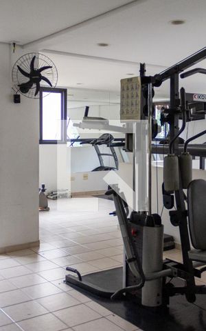 Apartamento à venda com 76m², 2 quartos e 2 vagas Apartamento à venda com 76m², 2 quartos e 2 vagasAcademia