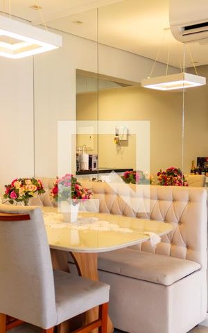 Apartamento à venda com 76m², 2 quartos e 2 vagas Apartamento à venda com 76m², 2 quartos e 2 vagasSala Jantar