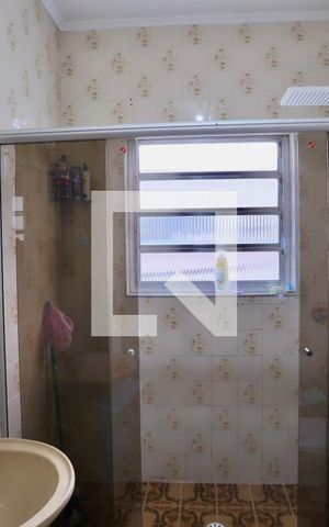 Casa para alugar com 450m², 3 quartos e sem vaga Casa para alugar com 450m², 3 quartos e sem vagaBanheiro do Quarto 1