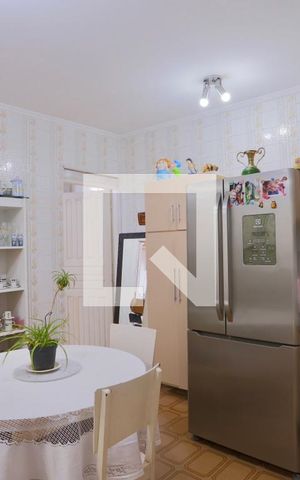 Casa para alugar com 450m², 3 quartos e sem vaga Casa para alugar com 450m², 3 quartos e sem vagaCozinha