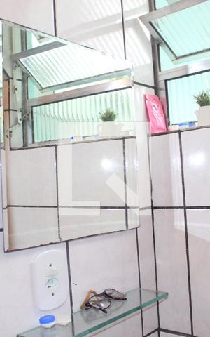 Casa à venda com 128m², 3 quartos e 2 vagasBanheiro da suíte