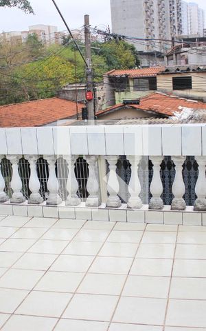 Casa à venda com 128m², 3 quartos e 2 vagasVaranda