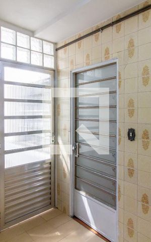 Casa à venda com 150m², 3 quartos e 2 vagas Casa à venda com 150m², 3 quartos e 2 vagasCozinha