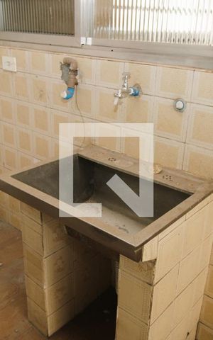 Casa à venda com 183m², 2 quartos e 1 vagaÁrea de Serviço