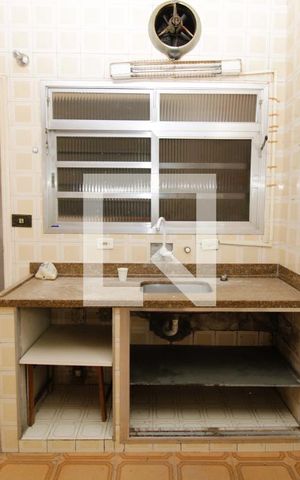 Casa à venda com 183m², 2 quartos e 1 vagaCozinha