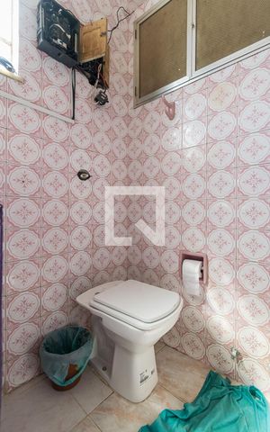 Apartamento à venda com 160m², 4 quartos e sem vagaApt 2 - Banheiro