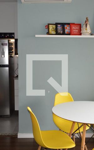 Apartamento à venda com 49m², 2 quartos e 1 vagaSala