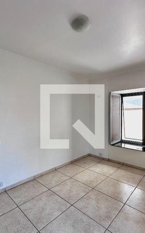 Casa à venda com 246m², 3 quartos e 3 vagas Casa à venda com 246m², 3 quartos e 3 vagasSuíte