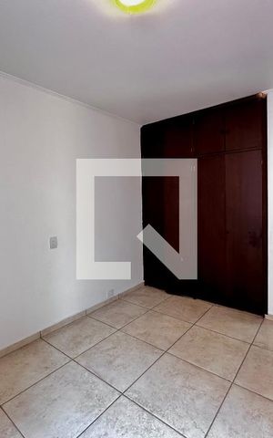 Casa à venda com 246m², 3 quartos e 3 vagas Casa à venda com 246m², 3 quartos e 3 vagasQuarto 2