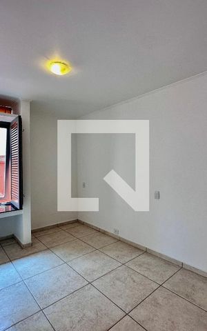 Casa à venda com 246m², 3 quartos e 3 vagas Casa à venda com 246m², 3 quartos e 3 vagasQuarto 2