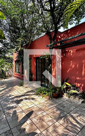 Casa à venda com 246m², 3 quartos e 3 vagas Casa à venda com 246m², 3 quartos e 3 vagasVaranda Sala