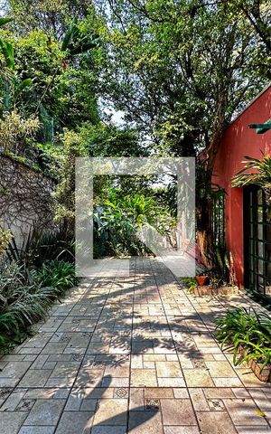Casa à venda com 246m², 3 quartos e 3 vagas Casa à venda com 246m², 3 quartos e 3 vagasVaranda ' Sala
