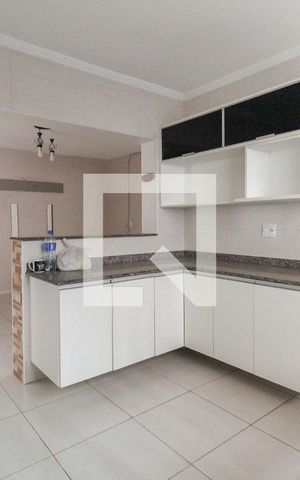 Casa à venda com 250m², 5 quartos e 3 vagasCozinha casa 2