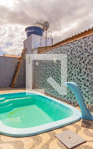 Casa à venda com 65m², 2 quartos e 3 vagas Casa à venda com 65m², 2 quartos e 3 vagasPiscina