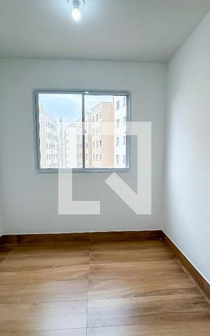 Apartamento para alugar com 38m², 2 quartos e 1 vaga Apartamento para alugar com 38m², 2 quartos e 1 vagaSala