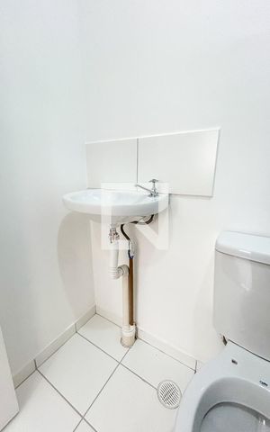 Apartamento para alugar com 38m², 2 quartos e 1 vaga Apartamento para alugar com 38m², 2 quartos e 1 vagaBanheiro