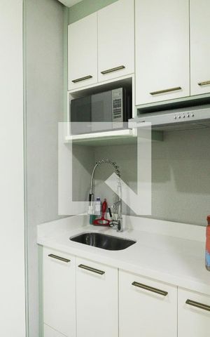 Apartamento à venda com 40m², 1 quarto e 1 vagaSala/Cozinha