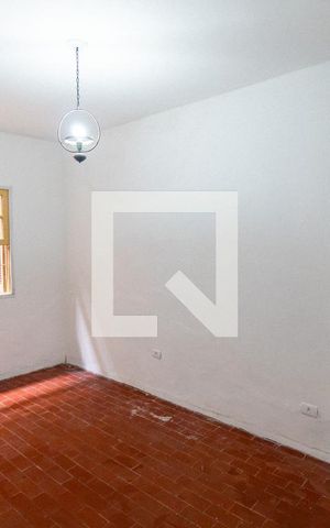 Casa para alugar com 40m², 1 quarto e sem vaga Casa para alugar com 40m², 1 quarto e sem vagaQuarto
