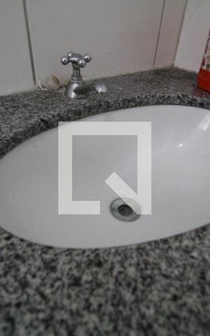 Apartamento para alugar com 44m², 2 quartos e 1 vagaBanheiro 