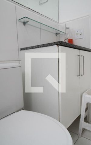Apartamento para alugar com 44m², 2 quartos e 1 vagaBanheiro 