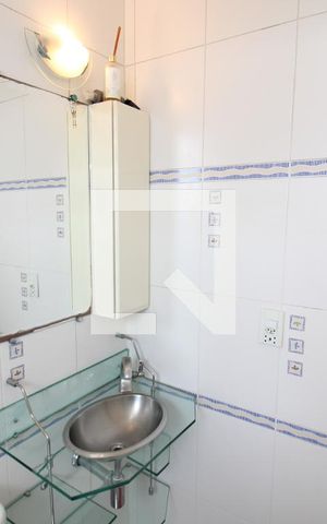 Apartamento à venda com 50m², 2 quartos e 1 vagaBanheiro 2
