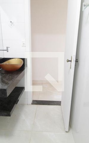 Casa para alugar com 360m², 3 quartos e 3 vagasBanheiro Social