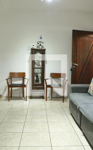 Casa à venda com 128m², 3 quartos e 2 vagasSala