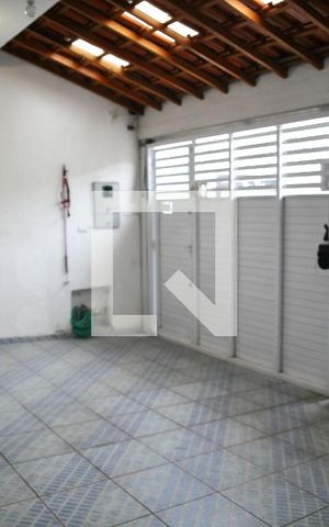 Casa à venda com 128m², 3 quartos e 2 vagasGaragem