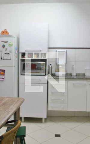 Casa à venda com 128m², 3 quartos e 2 vagasCozinha