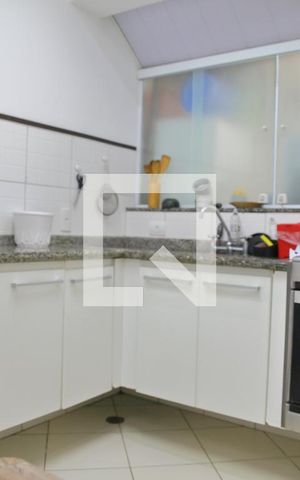 Casa à venda com 128m², 3 quartos e 2 vagasCozinha