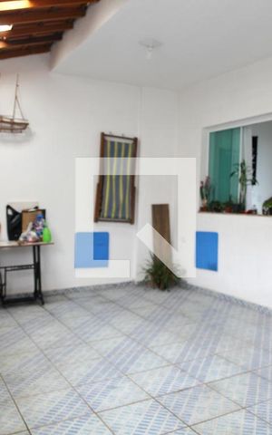 Casa à venda com 128m², 3 quartos e 2 vagasGaragem