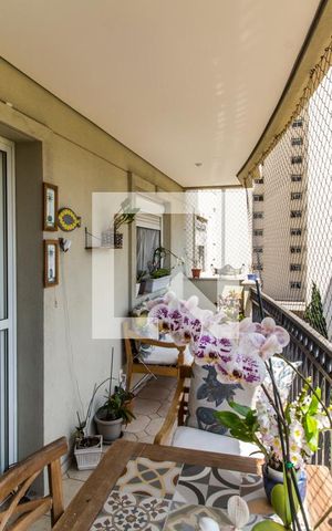Apartamento à venda com 140m², 3 quartos e 2 vagas Apartamento à venda com 140m², 3 quartos e 2 vagasVaranda