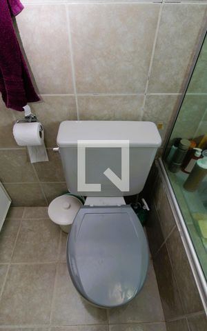 Apartamento à venda com 65m², 2 quartos e 1 vagaBanheiro da Suíte
