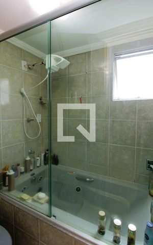 Apartamento à venda com 65m², 2 quartos e 1 vagaBanheiro da Suíte