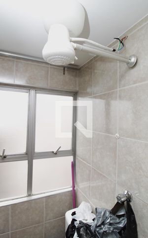 Apartamento à venda com 65m², 2 quartos e 1 vagaBanheiro Social