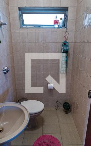 Apartamento à venda com 270m², 4 quartos e 3 vagas Apartamento à venda com 270m², 4 quartos e 3 vagaslavabo