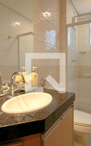 Apartamento à venda com 240m², 3 quartos e 3 vagasBanheiro