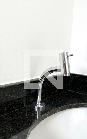 Apartamento à venda com 37m², 1 quarto e sem vaga Apartamento à venda com 37m², 1 quarto e sem vagaBanheiro da Suíte