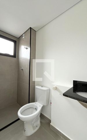 Apartamento à venda com 37m², 1 quarto e sem vaga Apartamento à venda com 37m², 1 quarto e sem vagaBanheiro da Suíte