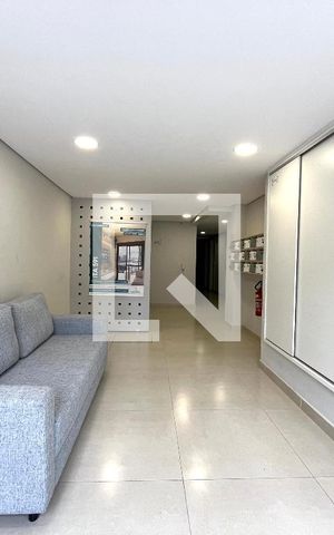 Apartamento à venda com 37m², 1 quarto e sem vaga Apartamento à venda com 37m², 1 quarto e sem vagaHall social