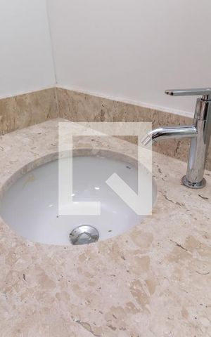 Apartamento à venda com 39m², 1 quarto e sem vagaBanheiro da Suíte